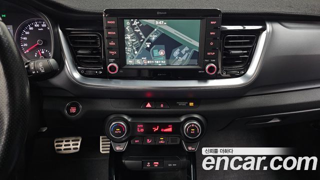 Kia Stonic 2019 — photo 18