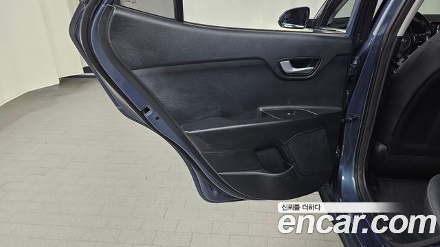 Kia Stonic 2019 — photo 15