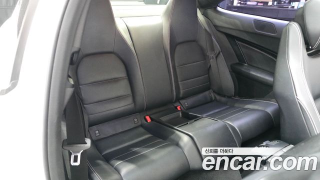 Mercedes-Benz C-Class 2013 — photo 12
