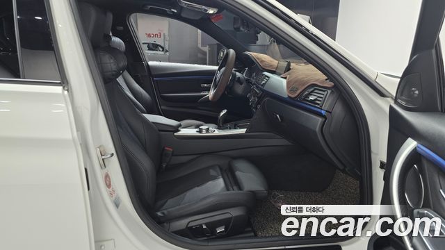 BMW 3-Series 2015 — photo 16