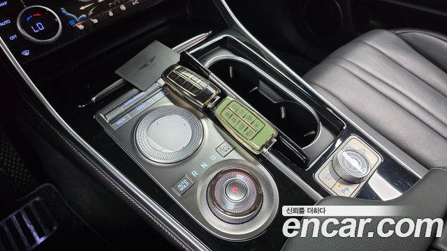 Genesis GV80 2020 — photo 9