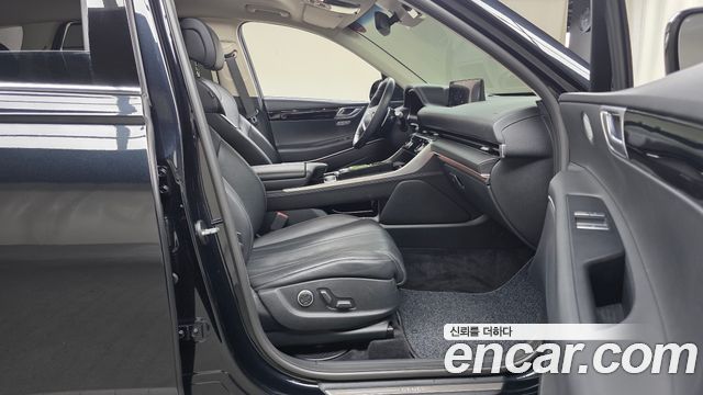 Genesis GV80 2020 — photo 11