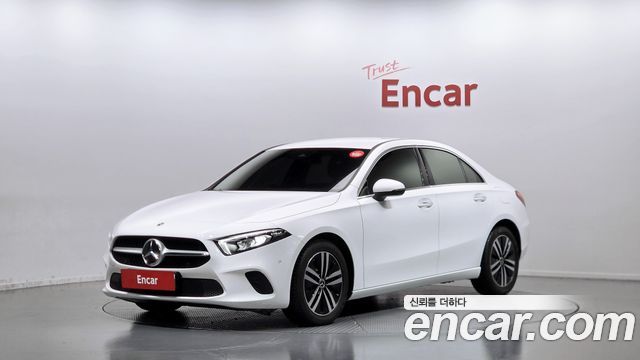 Mercedes-Benz A-Class 2022 — photo 1