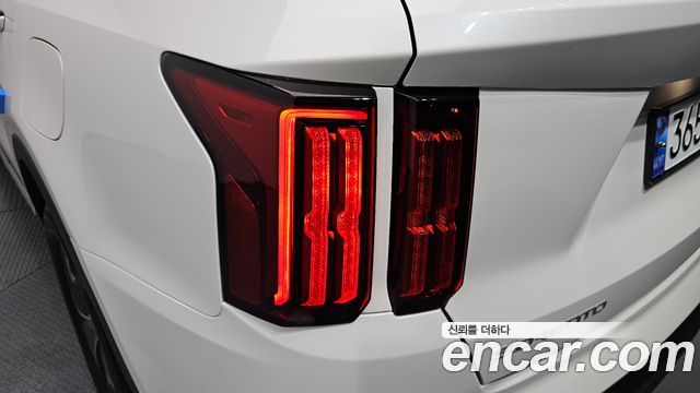 Kia Sorento 2023 — photo 9