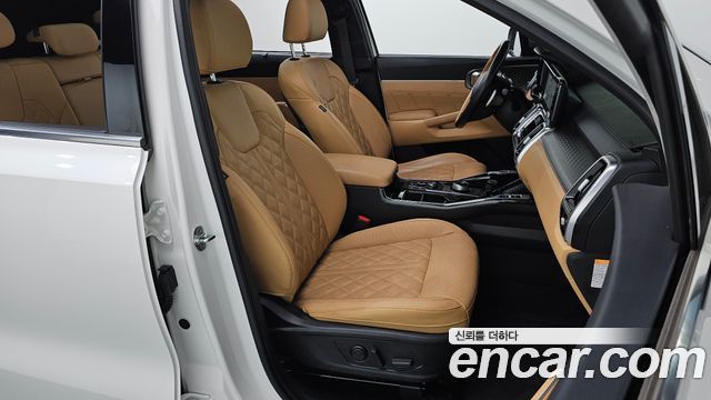 Kia Sorento 2023 — photo 16