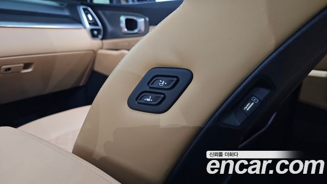 Kia Sorento 2023 — photo 32