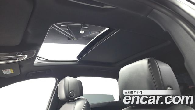 Audi e-tron 2022 — photo 25