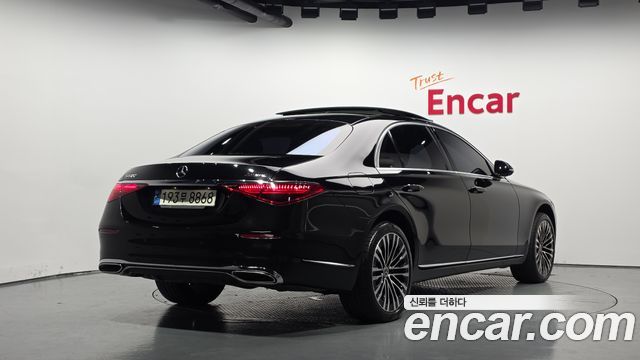 Mercedes-Benz S-Class 2022 — photo 2