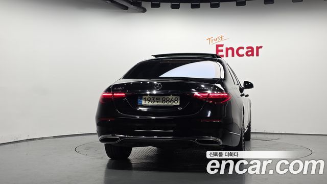 Mercedes-Benz S-Class 2022 — photo 4