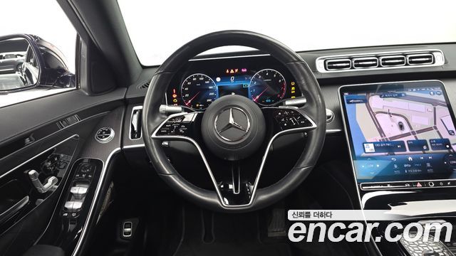 Mercedes-Benz S-Class 2022 — photo 18