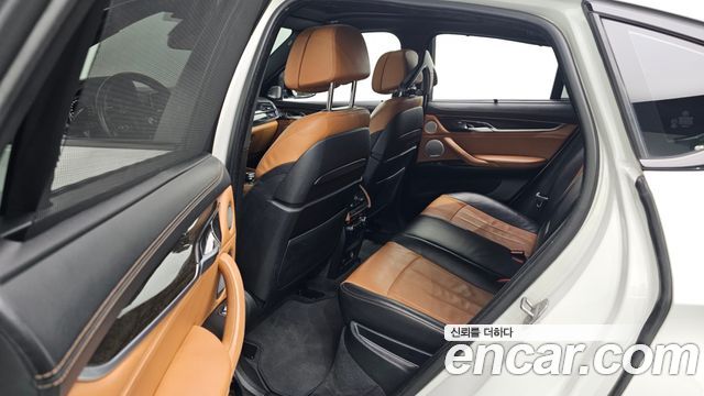 BMW X6 2015 — photo 11