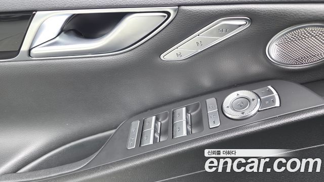 Genesis G80 2021 — photo 29