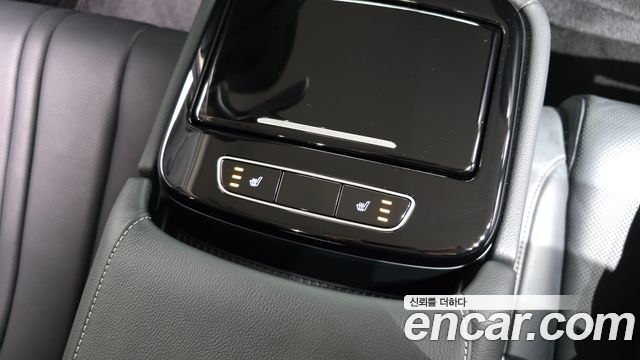 Genesis G80 2021 — photo 30