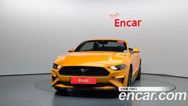 Ford Mustang 2022 — photo 3
