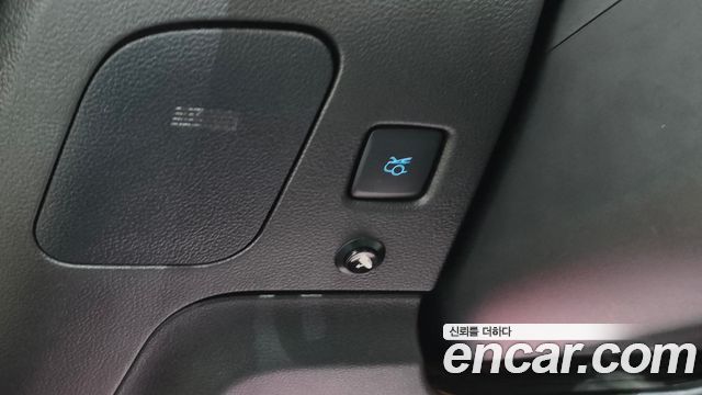 Ford Mustang 2022 — photo 21