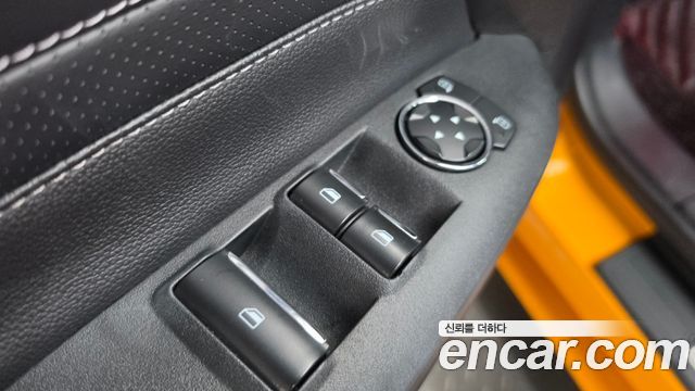 Ford Mustang 2022 — photo 26