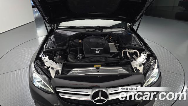 Mercedes-Benz C-Class 2017 — photo 6