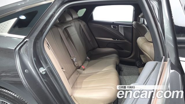 Kia K8 2023 — photo 11