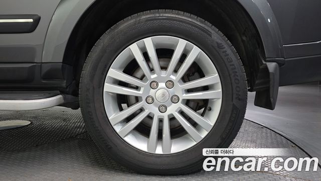 Land Rover Discovery 2014 — photo 5