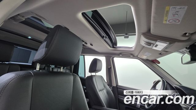 Land Rover Discovery 2014 — photo 20