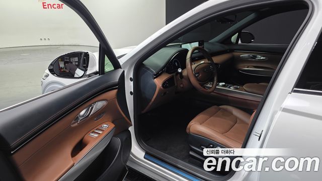Genesis GV70 2024 — photo 10