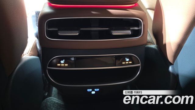 Genesis GV70 2024 — photo 18