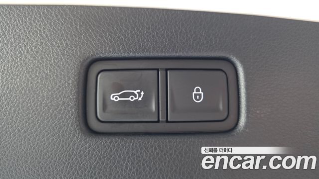 Genesis GV70 2024 — photo 19