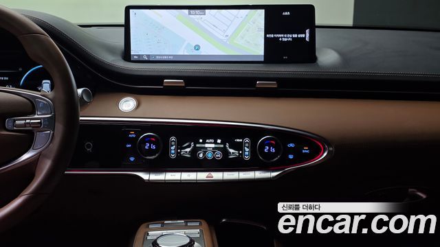 Genesis GV70 2024 — photo 20