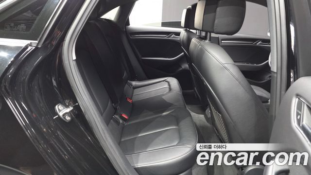 Audi A3 2020 — photo 18