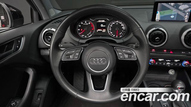 Audi A3 2020 — photo 19
