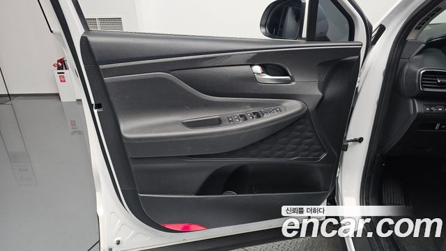 Hyundai Santafe 2021 — photo 14