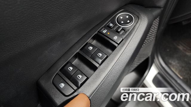 Kia Seltos 2023 — photo 28