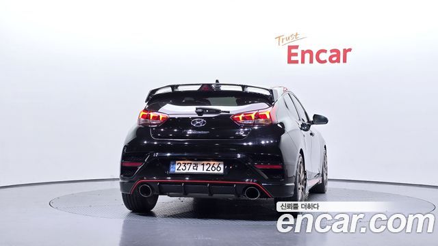 Hyundai Veloster 2021 — photo 4