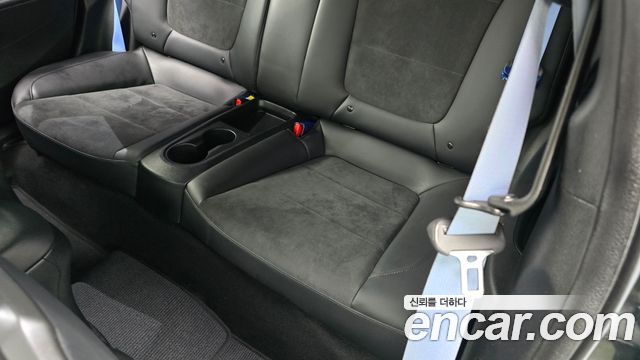 Hyundai Veloster 2021 — photo 18
