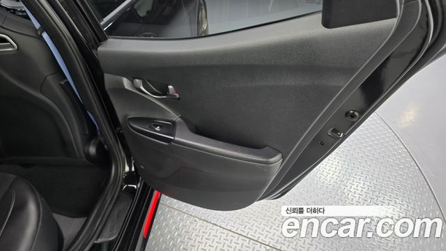 Hyundai Veloster 2021 — photo 15