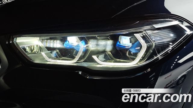 BMW X6 2023 — photo 8