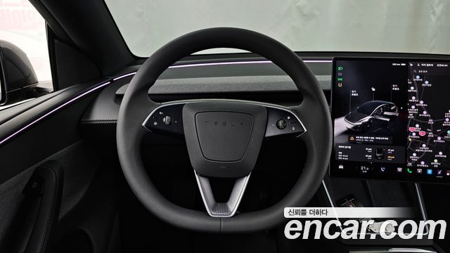 Tesla Model Y 2026 — photo 13