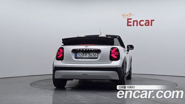Mini Cooper Convertible 2026 — photo 4