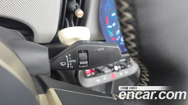 Mini Cooper Convertible 2026 — photo 27