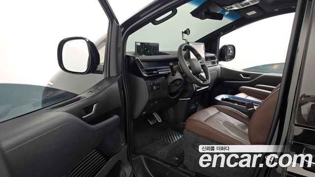 Hyundai Staria 2026 — photo 13