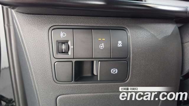 Hyundai Staria 2026 — photo 28