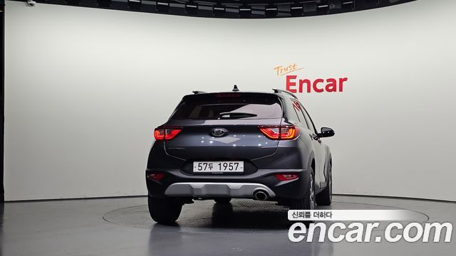 Kia Stonic 2019 — photo 4