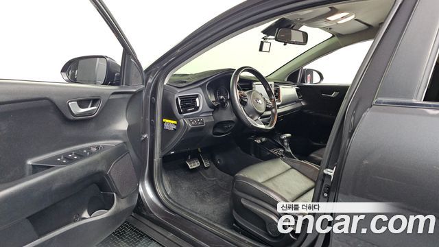Kia Stonic 2019 — photo 10
