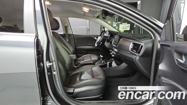 Kia Stonic 2019 — photo 12