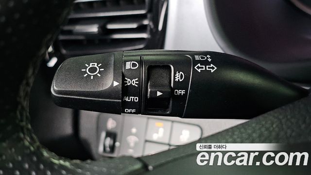 Kia Stonic 2019 — photo 14