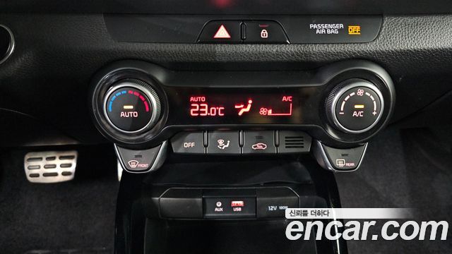 Kia Stonic 2019 — photo 18