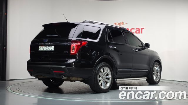 Ford Explorer 2015 — photo 2