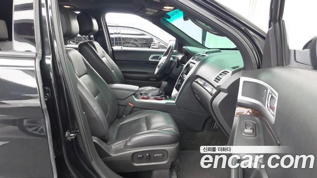 Ford Explorer 2015 — photo 11