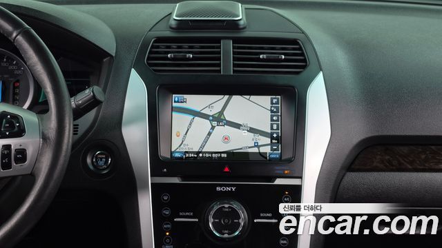 Ford Explorer 2015 — photo 14