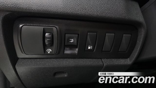 Renault Korea SM3 2014 — photo 13
